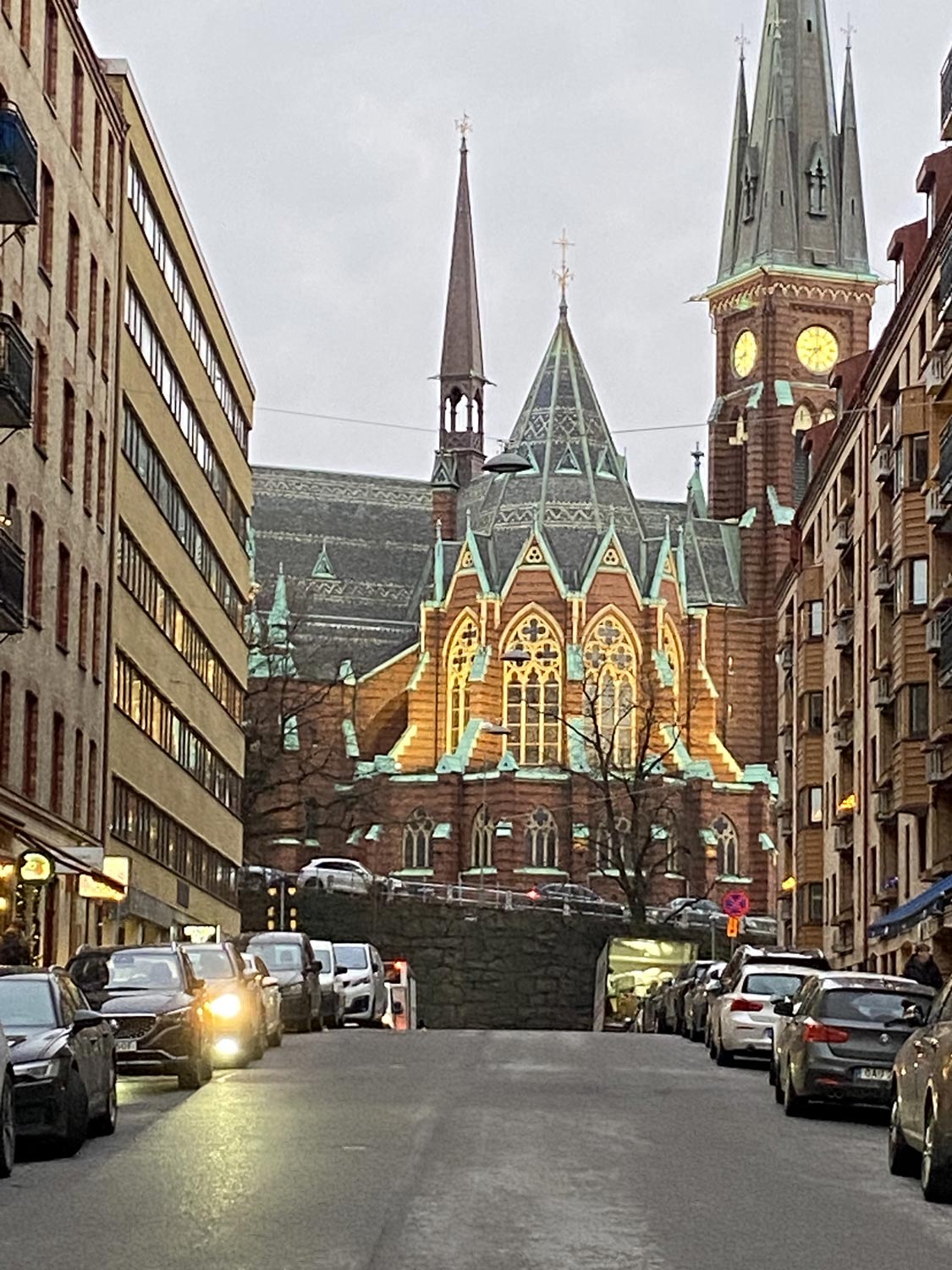 Prinsgatans Psykoterapimottagning ligger i centrala Göteborg med närhet till buss, spårvagn och P-platser. 